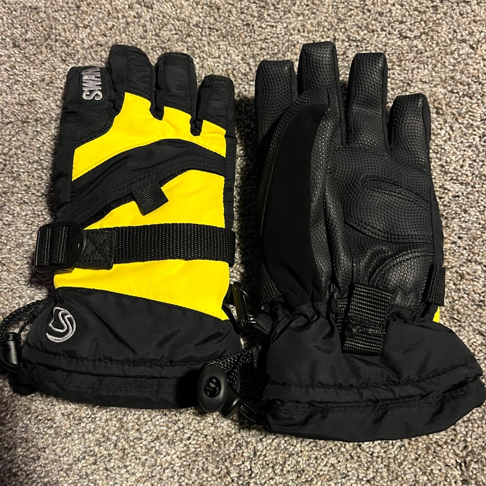 Swany Ski Gloves sz 7/8 (Juniors Medium)